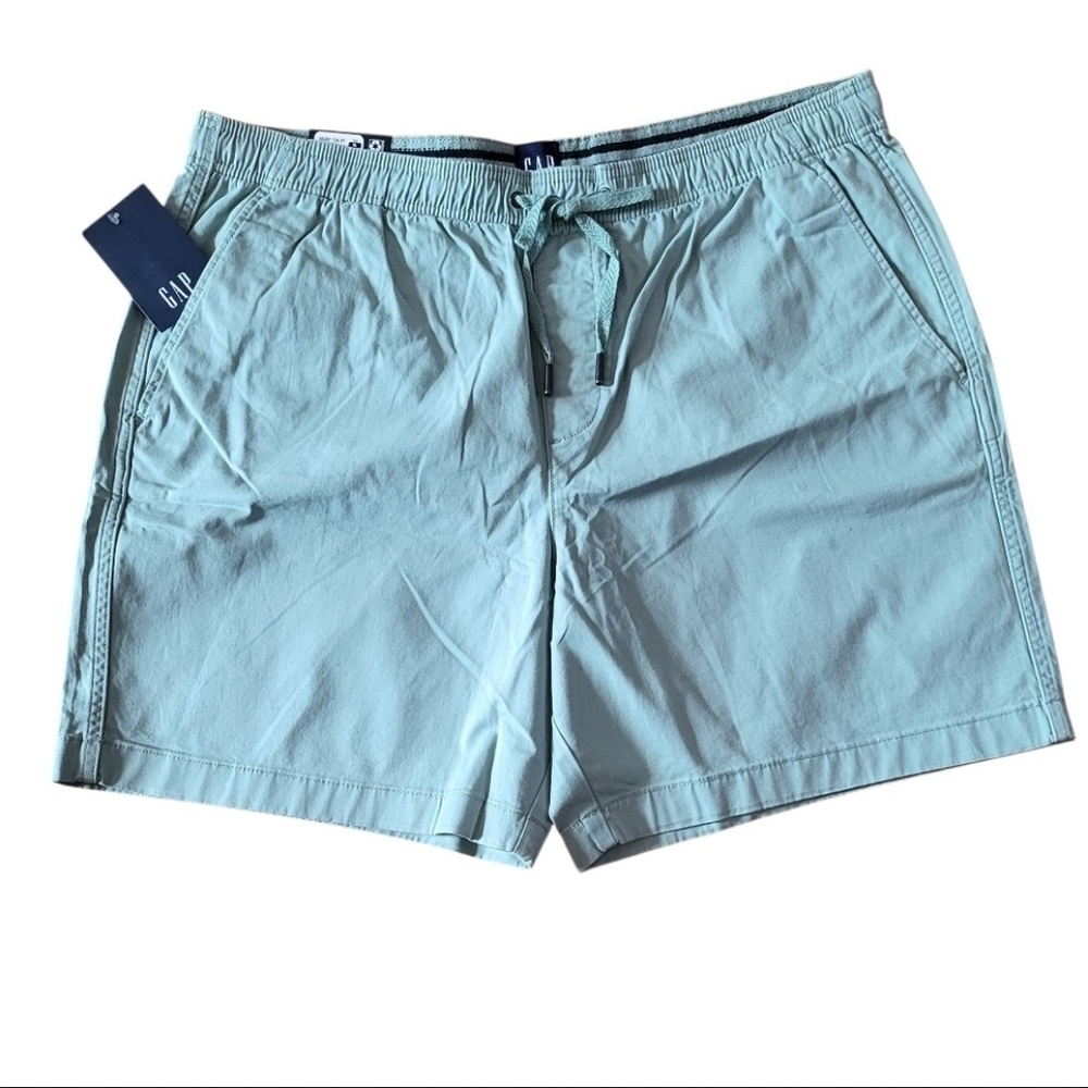 GAP NWT Light Green Casual Shorts.Size XL, Cotton - Picture 1 of 11